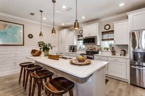 Contemporary and modern kitchen with everything the cook will need