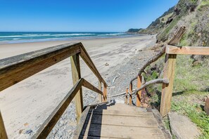 Shared Beach Access (Temporarily Unavailable)