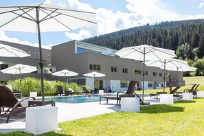 Holiday Home Swimming Pool