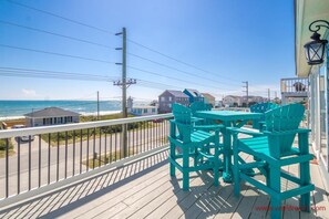 Top Floor Sun Deck