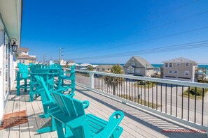 Top Floor Sun Deck III