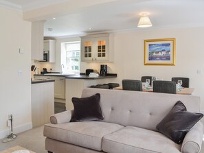 Open plan living space | Grieve’s Cottage - Old Montrose, Montrose