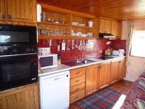 Island View Cottage, Coastal Holiday Accommodation Available in Bantry County Cork