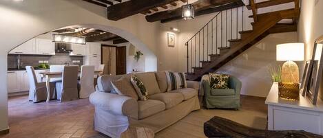 Living, Diving and Kitchen Areas, Toscana Suite