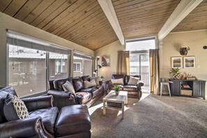 Living Room | Wood-Burning Stove