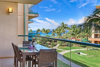 Maui Resort Rentals: Honua Kai Hokulani 342 - Extra Large One Bedroom Den, Partial Ocean and West Maui Mountain Views!