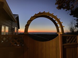 Side gate to back yard