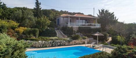 Beautiful Lefkada Villa | 2 Bedroom Villa | Private Pool & Magical Sea Views | Tsoukalades