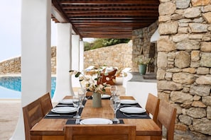 Outdoor dining