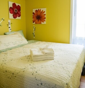 Gardenview Cottage First Bedroom