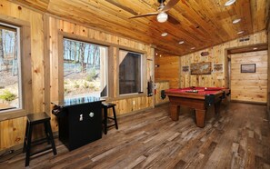 Upstairs Rec Room with Pool Table, Arcade Game, and More