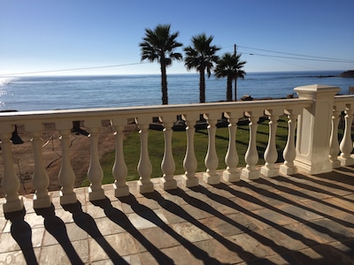 Beach Front House, Bajas getaway 