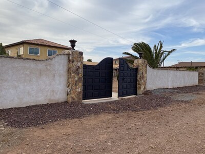 Beach Front House, Bajas getaway 