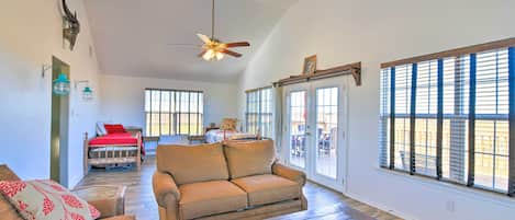Manvel Vacation Rental | Sundance Horse Ranch | 1BR | 1BA | Stairs Required