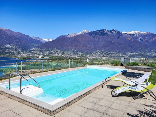 Swimming Pool, Resort, Mountain Range, Hotel, Eco Hotel, Ridge, Resort Town, Alps, Thermae, Villa