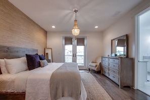 Master Suite II