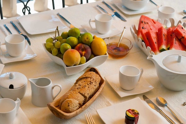 Breakfast meal