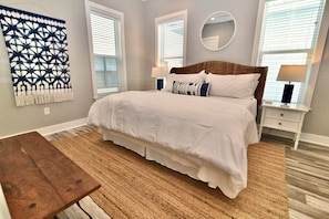 Master Bedroom King en Suite “Luxury Rest”