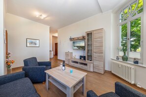 Villa Elfeld Appartment 702, 60 qm, 1 Schlafzimmer, Erker, max. 5 Personen