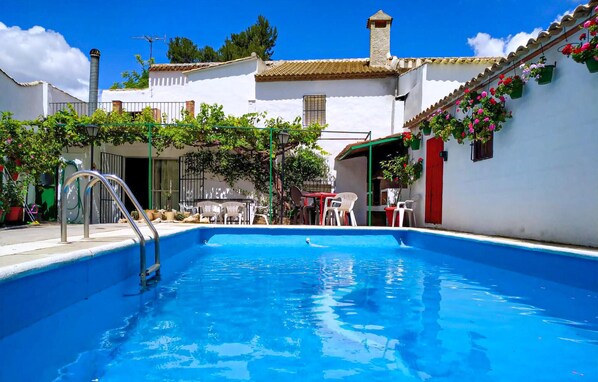 pool