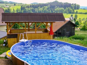 Water, Plant, Property, Swimming Pool, Green, Building, Azure, Tree, Sky, House