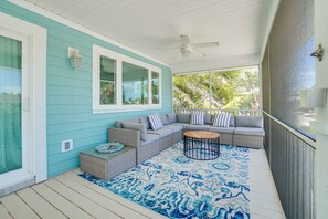 Screened Porch