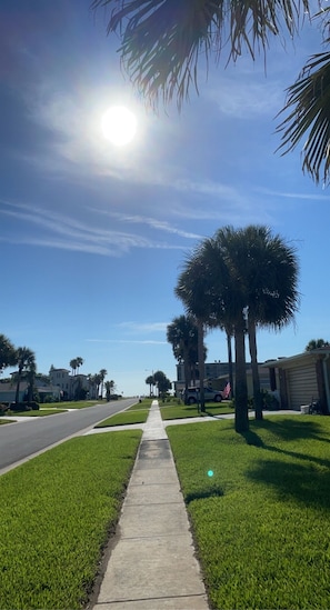 Short walk to the Beach!