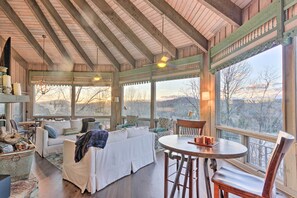 Great Room | Wraparound Views