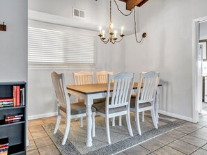 Dining Room Table With Seating For Six