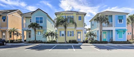 Kissimmee Vacation Rental | 4BR | 3BA | 2 Stories | 1,500 Sq Ft