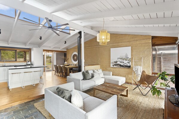 Living area 1 