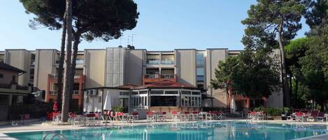 Piscine extérieure