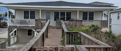 Direct beach access from this charming beach home!