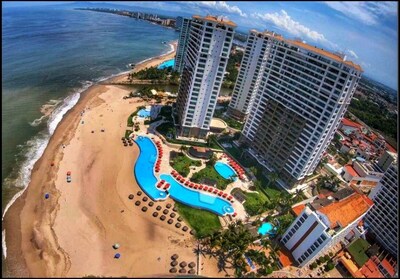 Stunning Ocean Front View 22nd Floor CASA DON ROMO