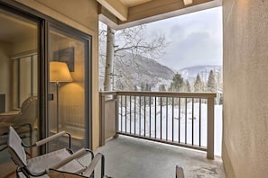 Private Balcony w/ Mountain Views