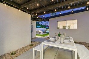K0650 - Covered Outdoor Dining Area