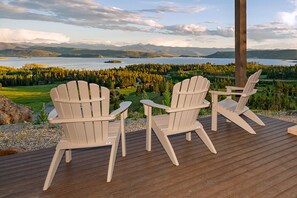 Outdoor Seating