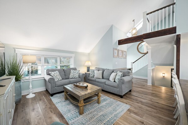Welcome to pet friendly Sea Salt in OCMD!
