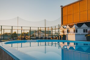 Rooftop pool