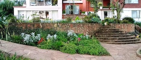 Jardines del alojamiento