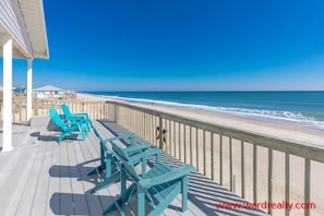 Oceanfront Sundeck North View