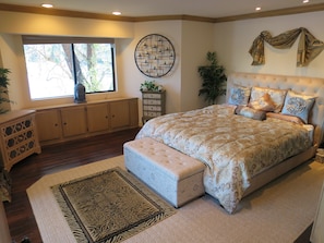 King bed in the master bedroom, all linens included