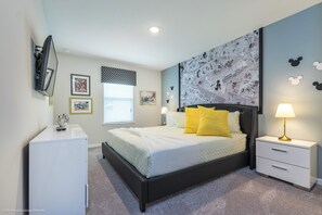 This townhome has a total of 5 bedrooms.
