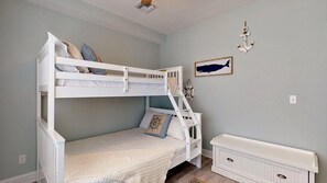 Bedroom 2 1 Double bed | 1 Single bed