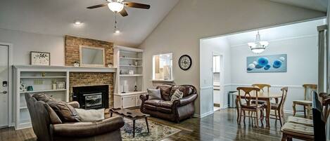 Looking into the living and dining room.