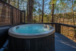 AFrame of Style - Hot Tub