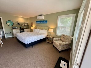 Interior King Bed