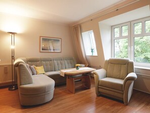 Minerva App.28- gemütliches Sofa