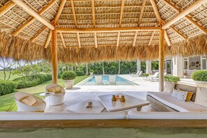 Villa 3 Palmeras -Magnificent and stylish Villa (4301)