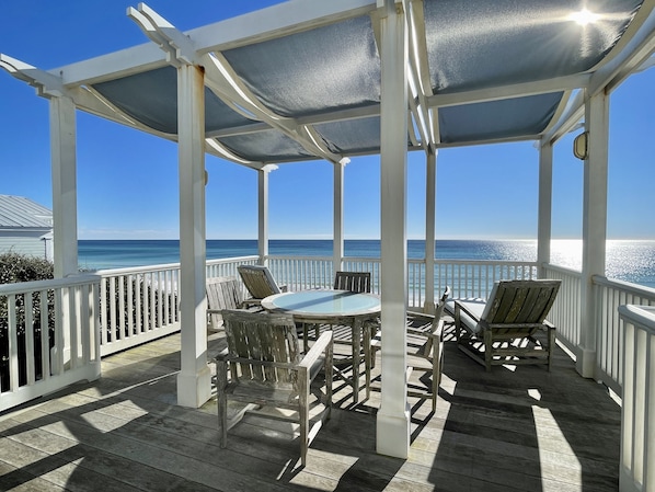 WELCOME TO BEACHFRONT DUNE HOUSE IN SEASIDE, FLORIDA!